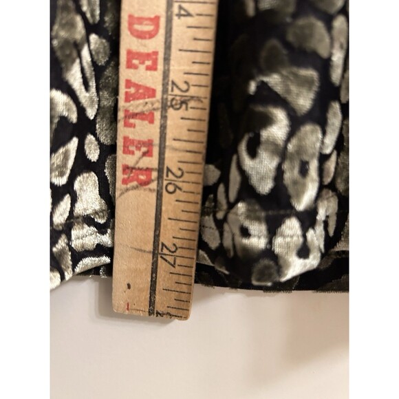 Kori America Women’s Green Velvet Top Animal Print Mock Ruffle Size Large Boho - Picture 5 of 5